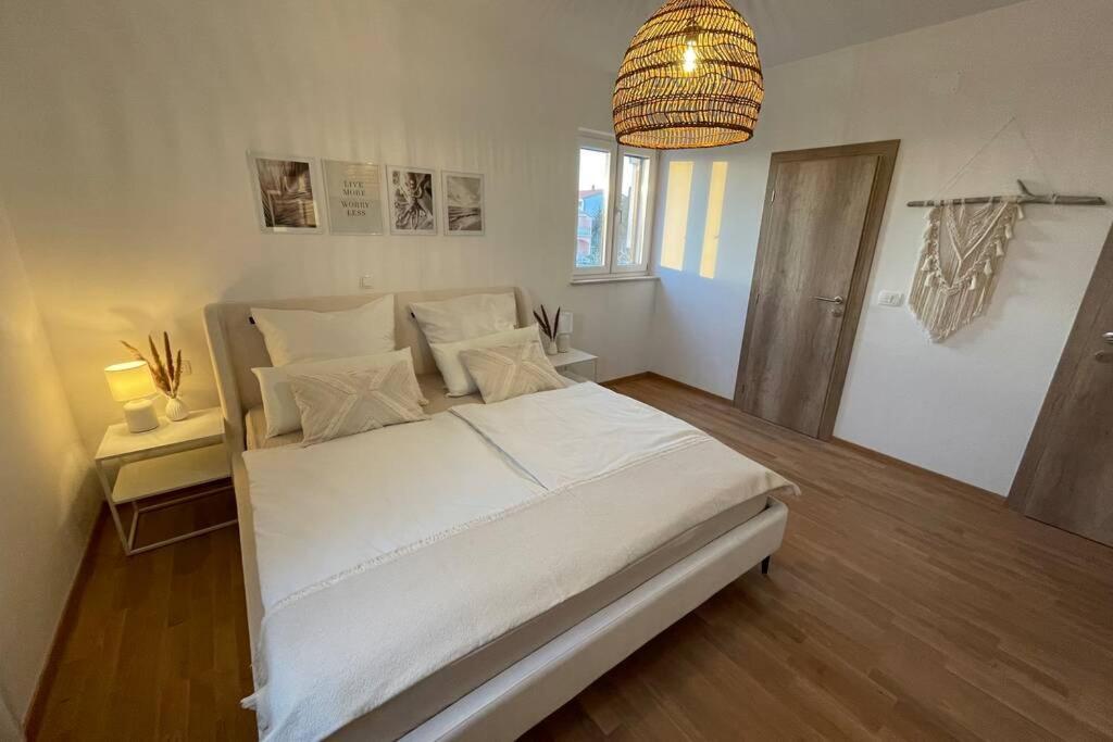 Villa Katarina - Grosser Pool Beheizt - Meerblick Vrsi Exteriér fotografie